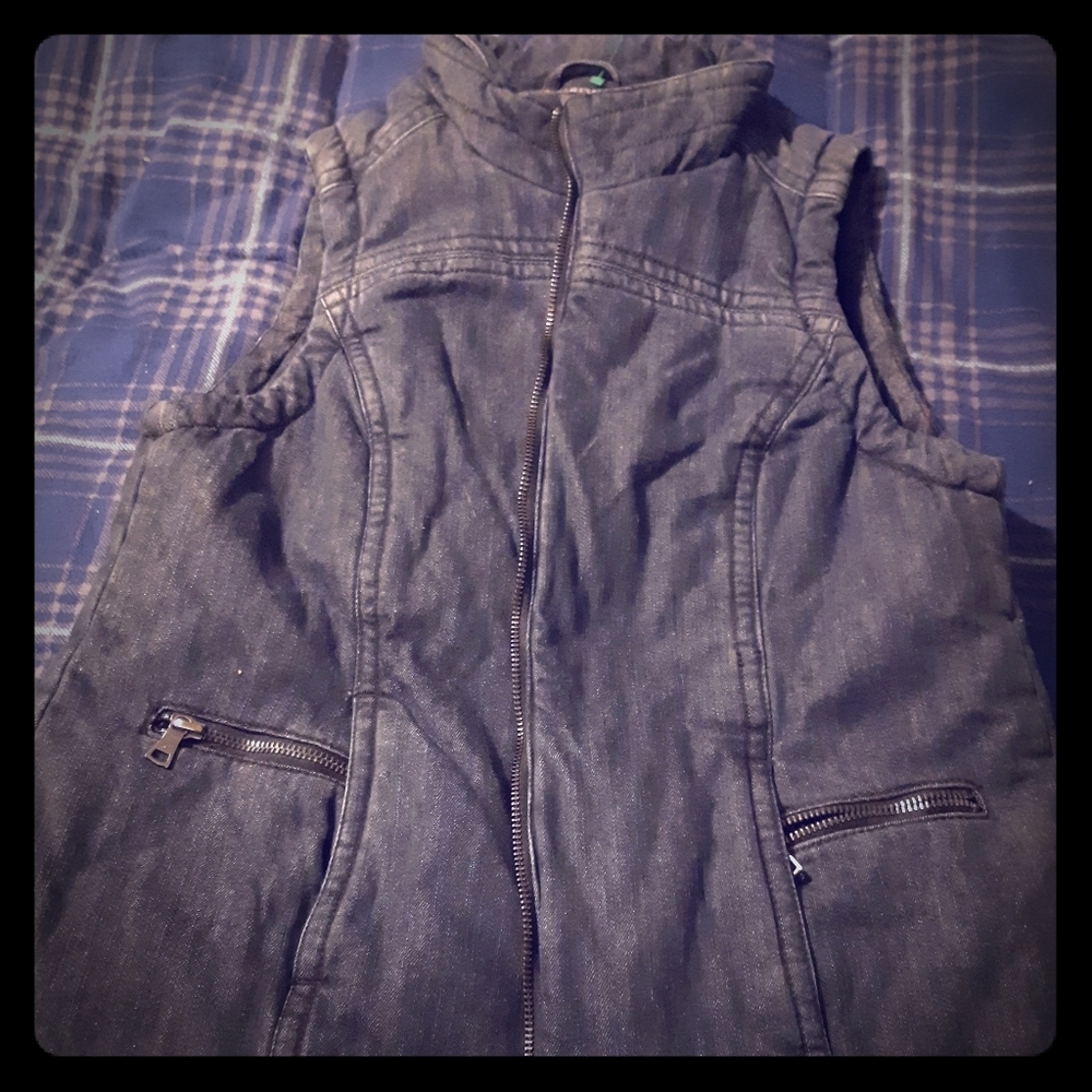 Liz Claiborne Vest
